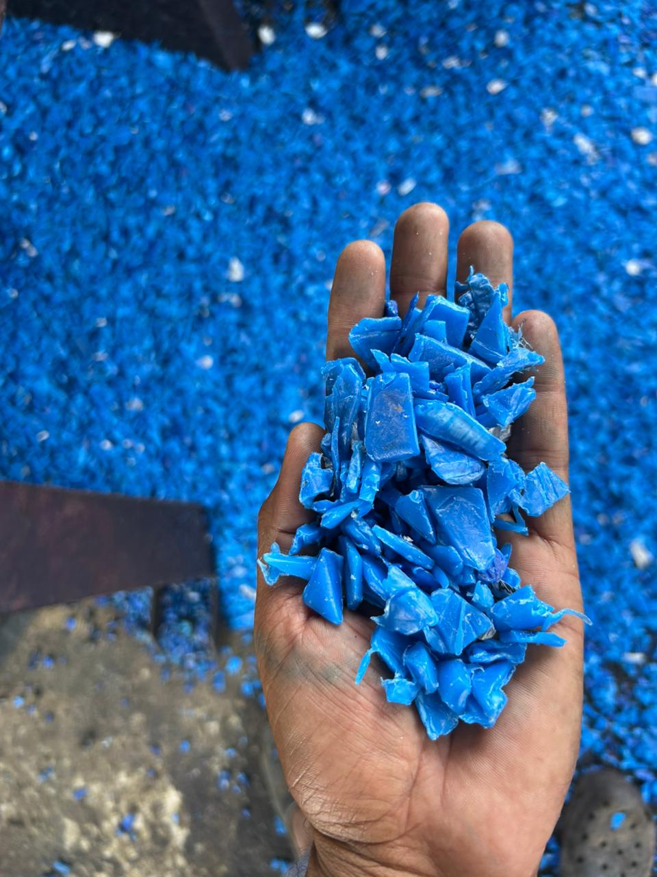 HDPE blue cutting chips sample in hand